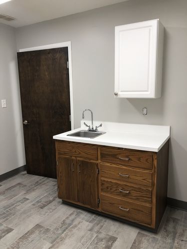 Medical/ Professional Office : 360 Plaza Drive, Suite 1B, Columbus, IN 47201